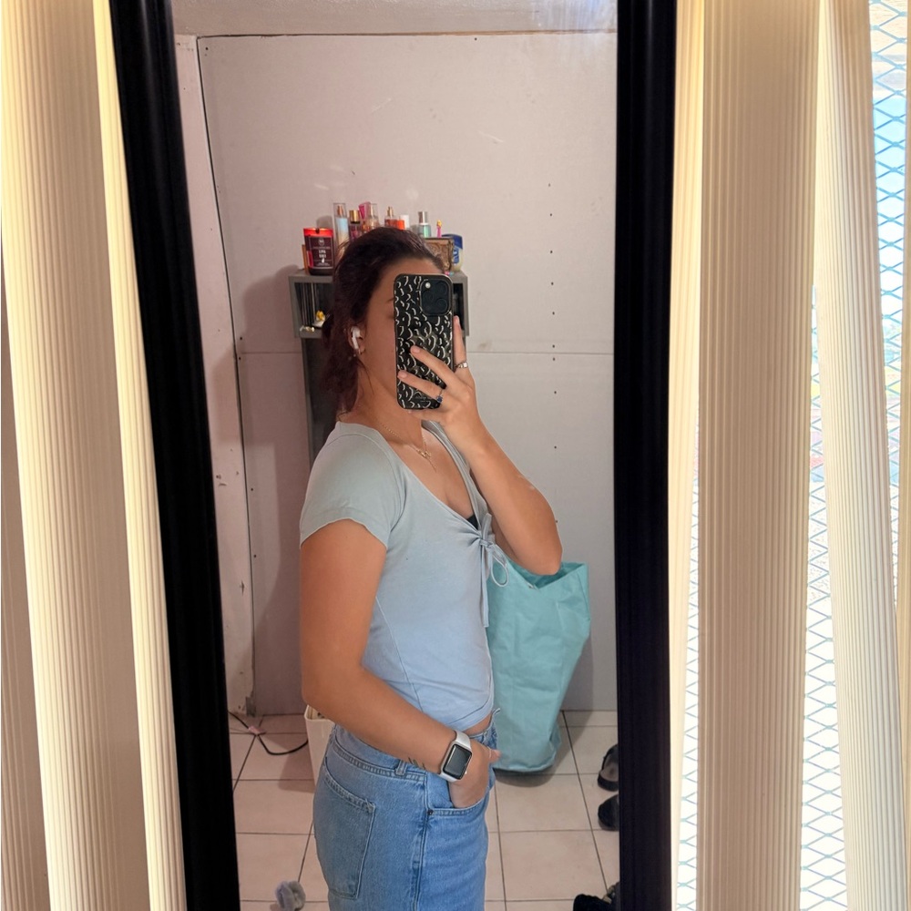 Brandy Melville Light Blue Short Sleeve Tee - Picture 2 of 9